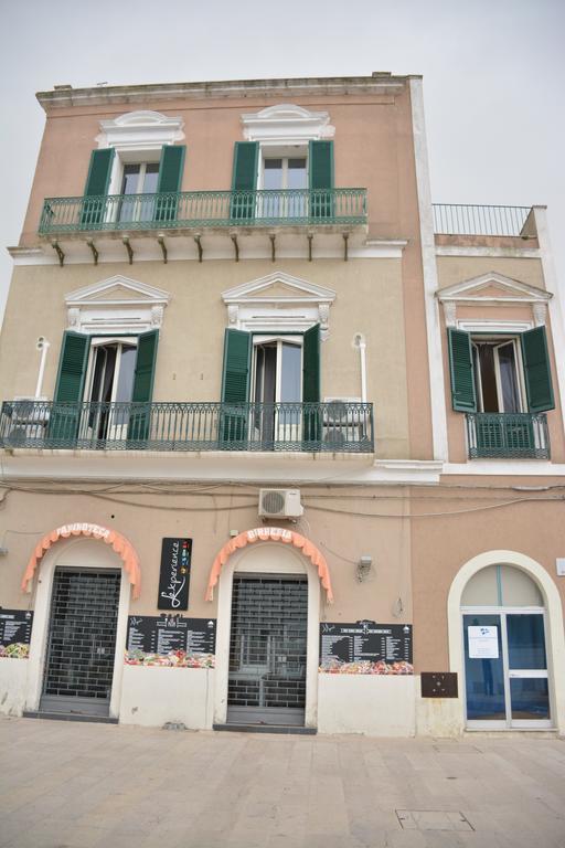 B&B Le Colonne Brindisi Exterior foto